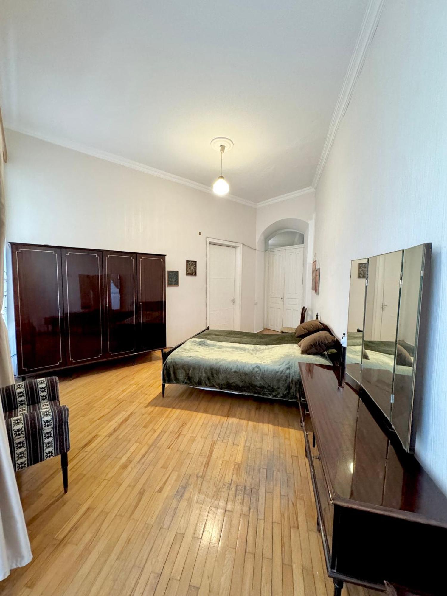 Authentic Old Tbilisi Apartment Екстериор снимка